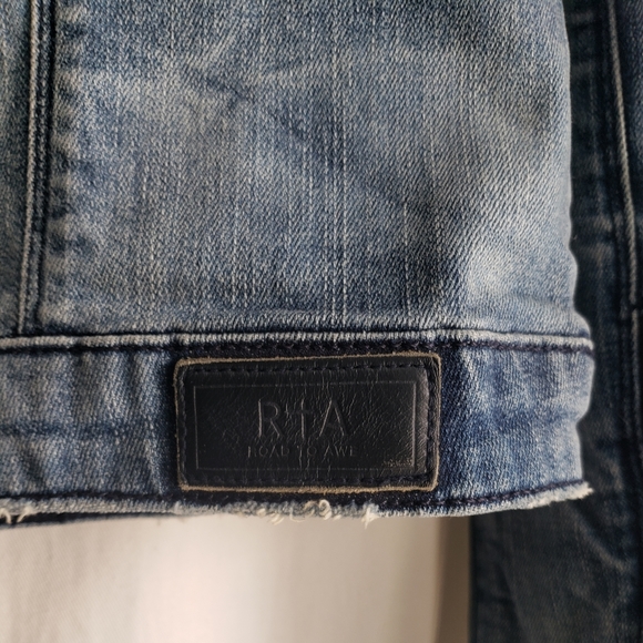 NWT R+A / RTA Distressed Jean Jacket - Picture 8 of 10